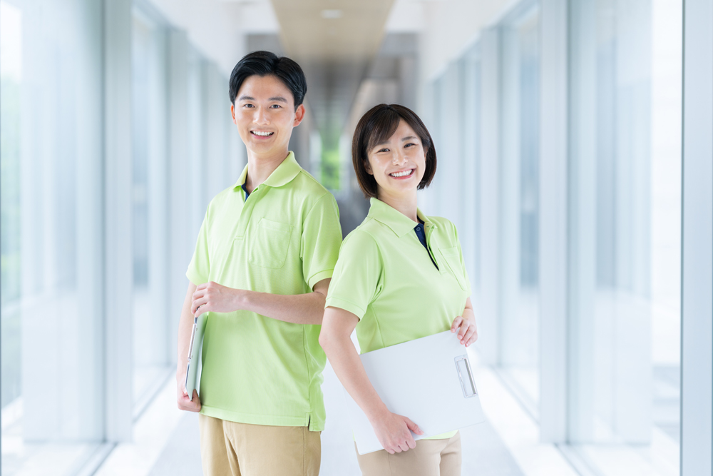 「ユニフォーム・企業制服の導入にはどんな効果がある?」メリットや私服との違い・事例を紹介
