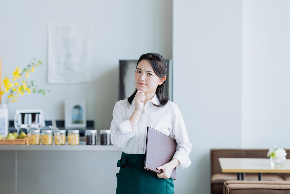 「ユニフォーム(制服)管理は、どうしたら良い?」効率化する方法やメリット・事例を解説