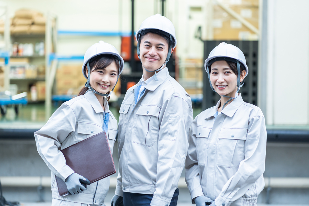「ユニフォーム・企業制服の導入にはどんな効果がある?」メリットや私服との違い・事例を紹介