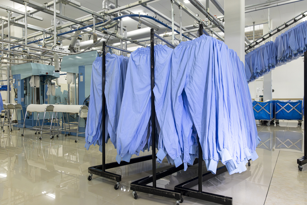 ユニフォームの「レンタル」と「購入」を選ぶならどちら?